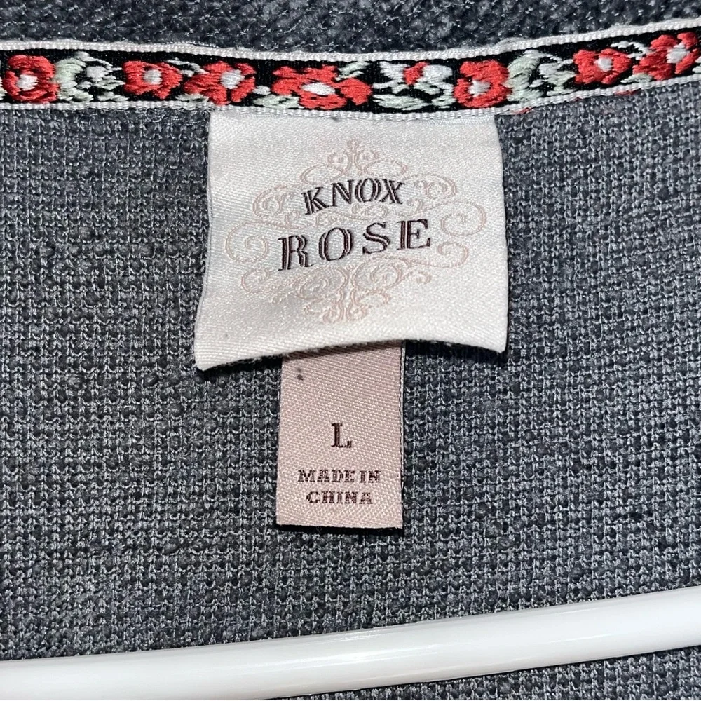 Women's Scoop Neck Shoulder Lace-Up Pullover Sweatshirt Knox Rose Size Large
